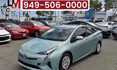2016 Toyota Prius ONE TWO