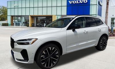 2026 Volvo XC60 Ultra Dark