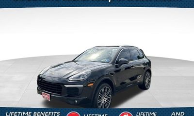 2016 Porsche Cayenne Base