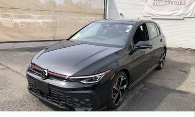 2026 Volkswagen Golf GTI SE
