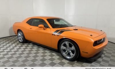 2012 Dodge Challenger R T
