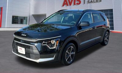2025 Kia Niro LX