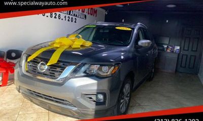 2020 Nissan Pathfinder SV