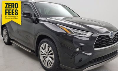 2022 Toyota Highlander Platinum
