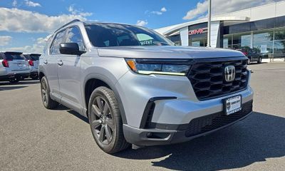 2025 Honda Pilot Sport