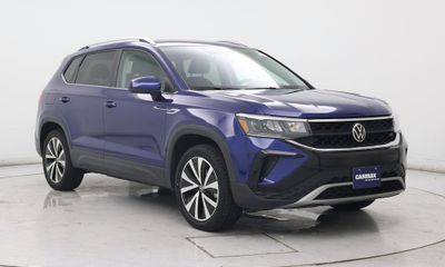 2022 Volkswagen Taos 4Motion SE