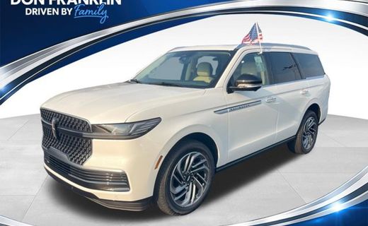 2027 Lincoln Navigator Reserve