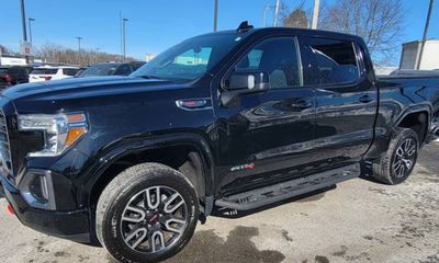2021 GMC Sierra AT4