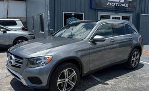 2017 Mercedes-Benz GLC-Class GLC300