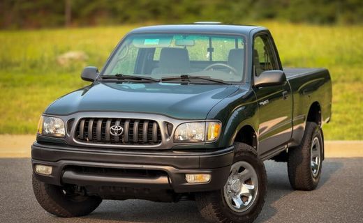 2001 Toyota Tacoma Deluxe