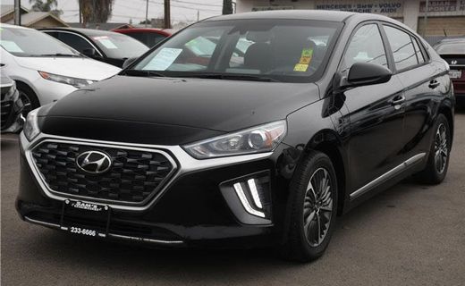 2022 Hyundai Ioniq SE