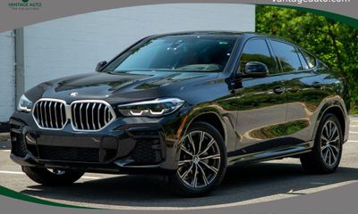 2023 BMW X6 xDrive40i