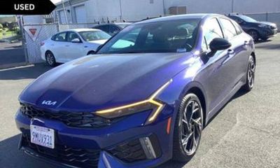 2025 Kia K5 GT Line