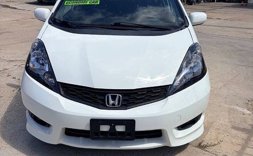 2013 Honda FIT Sport Navi