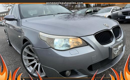 2004 BMW 525I
