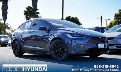 2023 Tesla Model X