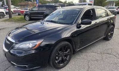 2014 Chrysler 200 Limited