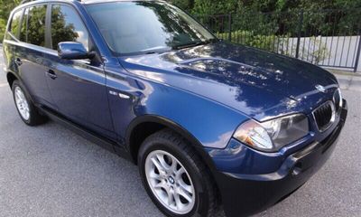 2005 BMW X3 2 5I