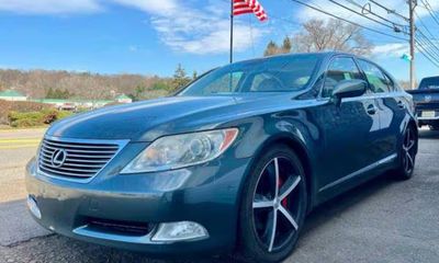 2008 Lexus LS 460