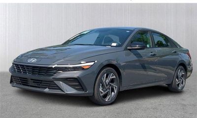2025 Hyundai Elantra Blue SEL Sport