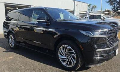 2025 Lincoln Navigator L Reserve