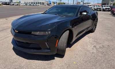 2018 Chevrolet Camaro 1LS 1LT