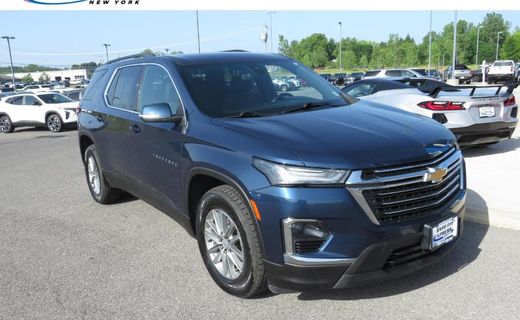 2023 Chevrolet Traverse LT