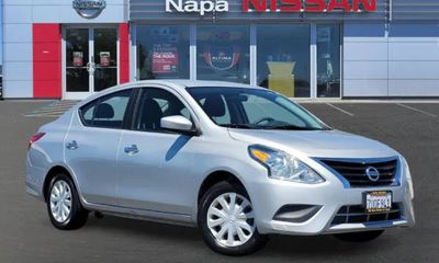 2016 Nissan Versa SV