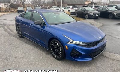 2022 Kia K5 GT Line