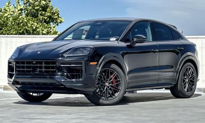 2026 Porsche Cayenne GTS Coupe