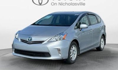 2012 Toyota Prius V WGN TWO