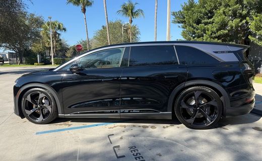 2026 Lucid Gravity Grand Touring
