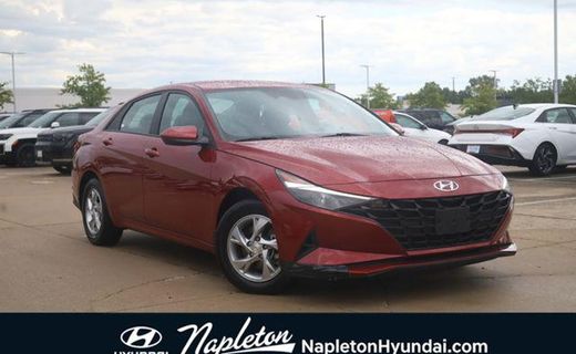 2023 Hyundai Elantra SE
