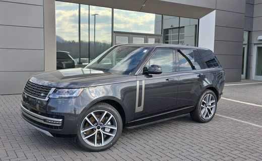 2026 Land Rover Range SE