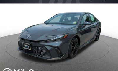 2025 Toyota Camry SE