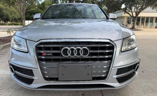 2015 Audi SQ5 Premium Plus
