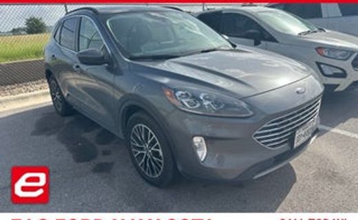 2022 Ford Escape Titanium