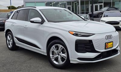 2025 Audi Q6 E Tron Premium