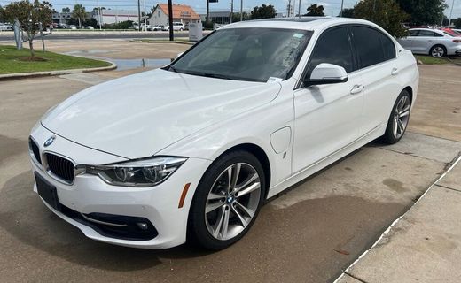 2018 BMW 330E