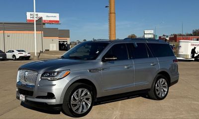 2023 Lincoln Navigator Reserve