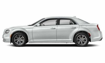 2023 Chrysler 300 Touring L