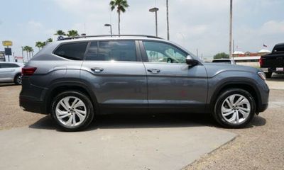 2023 Volkswagen Atlas SE W Tech