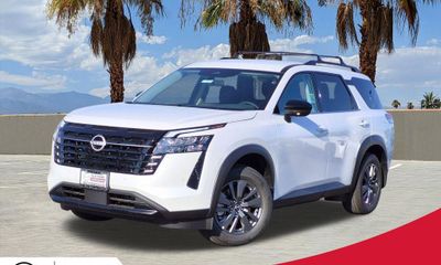 2026 Nissan Pathfinder SV