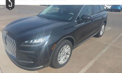 2023 Lincoln Corsair Standard