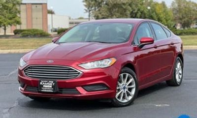 2017 Ford Fusion SE