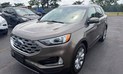 2019 Ford Edge Titanium