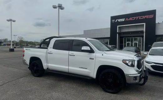 2017 Toyota Tundra SR5
