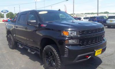2021 Chevrolet Silverado Trail Boss Custom