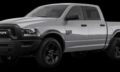 2024 Ram 1500 SLT Warlock