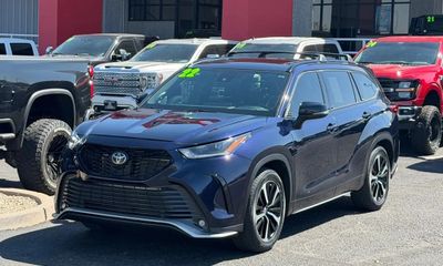 2022 Toyota Highlander XSE